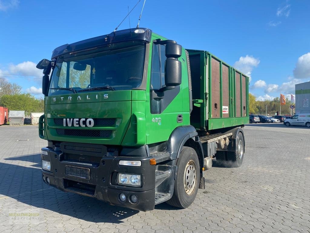 LKW Türe ait Iveco Iveco S042 Agroliner, Gebrauchtmaschine içinde Mühlengeez (resim 2)