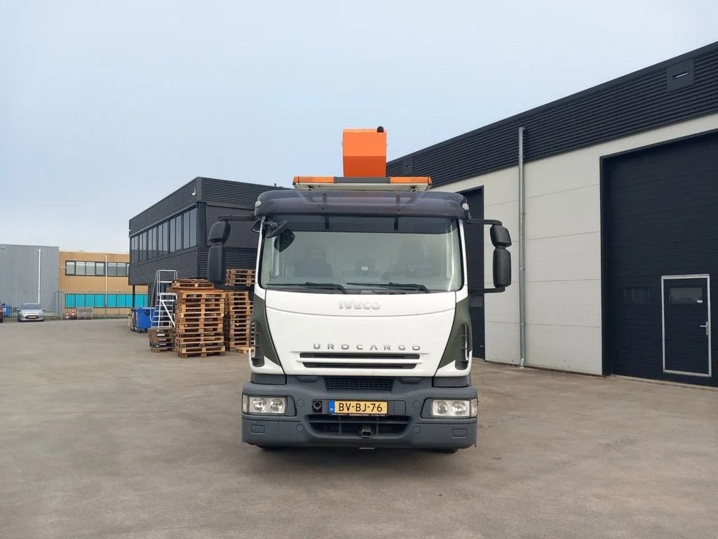 LKW du type Iveco ML 100 ML140E18, Gebrauchtmaschine en Groningen (Photo 7)