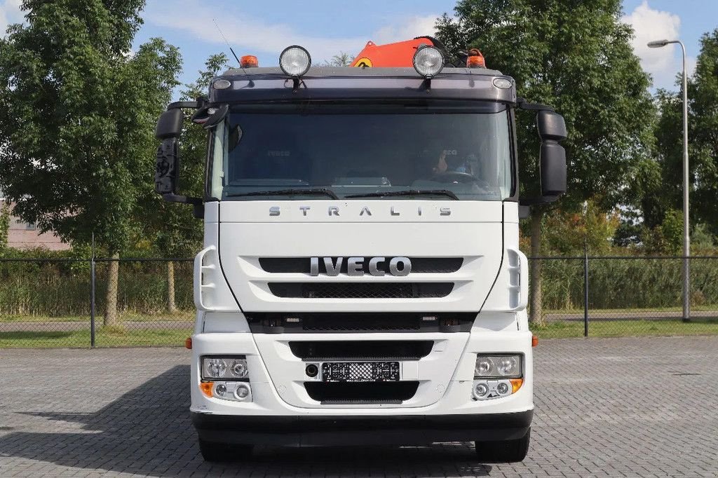 LKW Türe ait Iveco Stralis 420 6X2 EURO 5 PALFINGER PK22002-EH, Gebrauchtmaschine içinde Marknesse (resim 5)