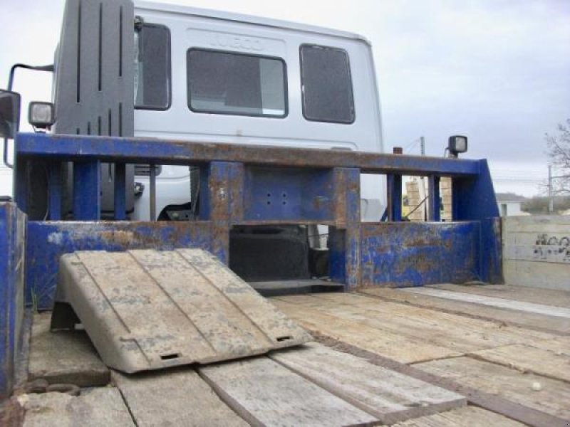 LKW des Typs Iveco Stralis, Gebrauchtmaschine in Bourron Marlotte (Bild 5)