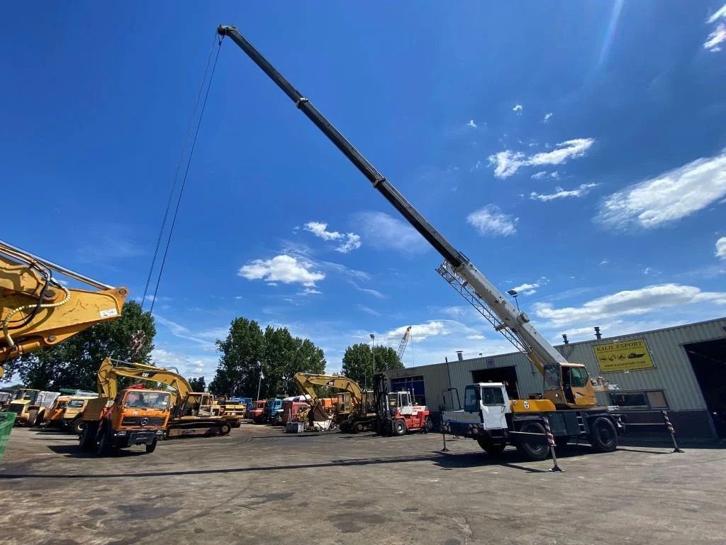 LKW du type Liebherr LTM 1030 Crane 30 Ton 4x4x4 with Jib Good Condition, Gebrauchtmaschine en 'S-Hertogenbosch (Photo 8)