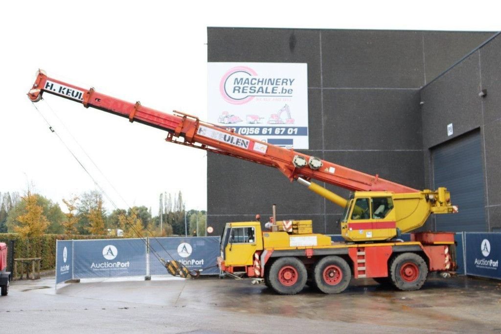 LKW tipa Liebherr LTM 1058/1, Gebrauchtmaschine u Antwerpen (Slika 1)