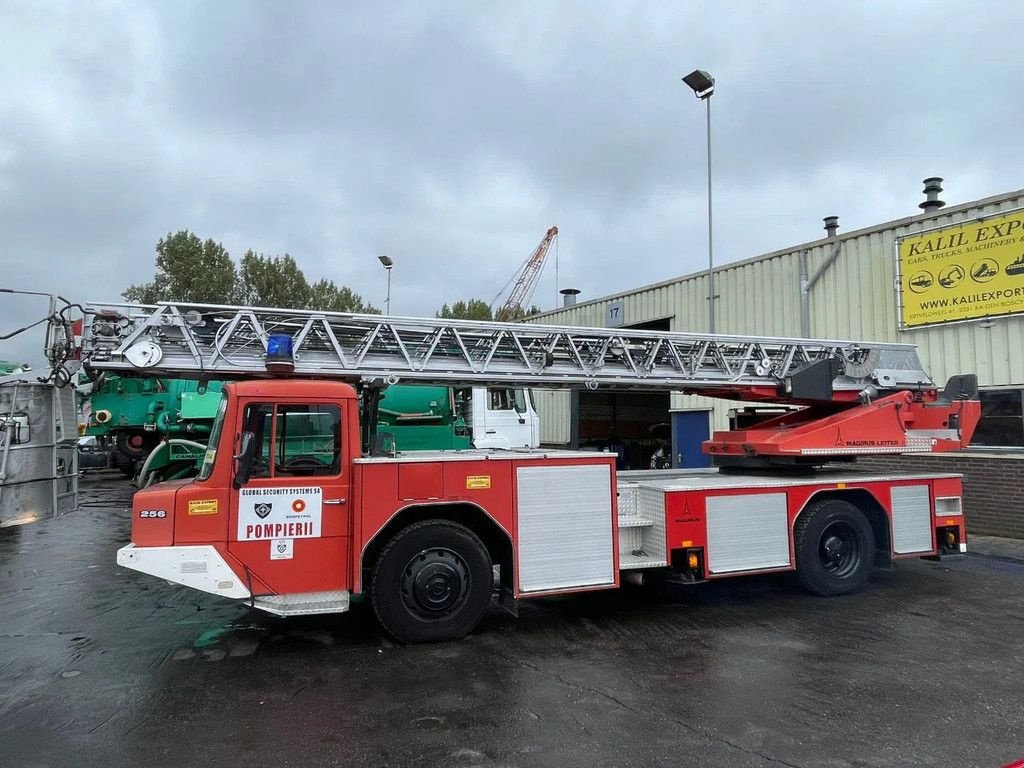 LKW du type Magirus Deutz F256M12 Skylift platform 30 meter Good Condition, Gebrauchtmaschine en 'S-Hertogenbosch (Photo 3)