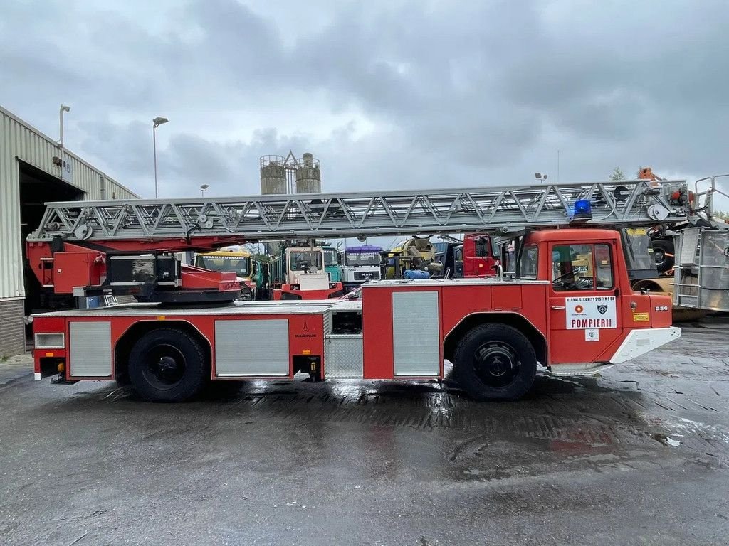 LKW Türe ait Magirus Deutz F256M12 Skylift platform 30 meter Good Condition, Gebrauchtmaschine içinde 'S-Hertogenbosch (resim 4)