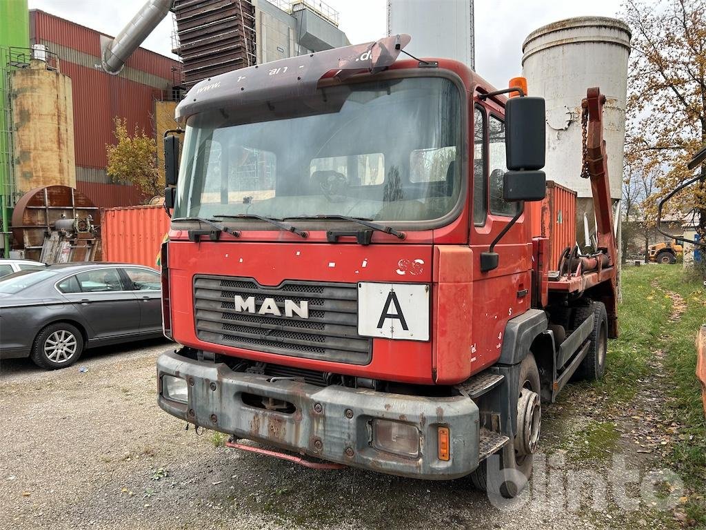 LKW του τύπου MAN 18.284 MK, Gebrauchtmaschine σε Düsseldorf (Φωτογραφία 2)