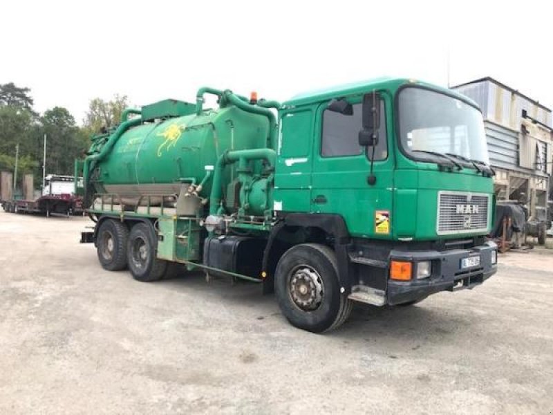 LKW du type MAN CITERNE VIDANGE 33.332, Gebrauchtmaschine en Bourron Marlotte (Photo 1)