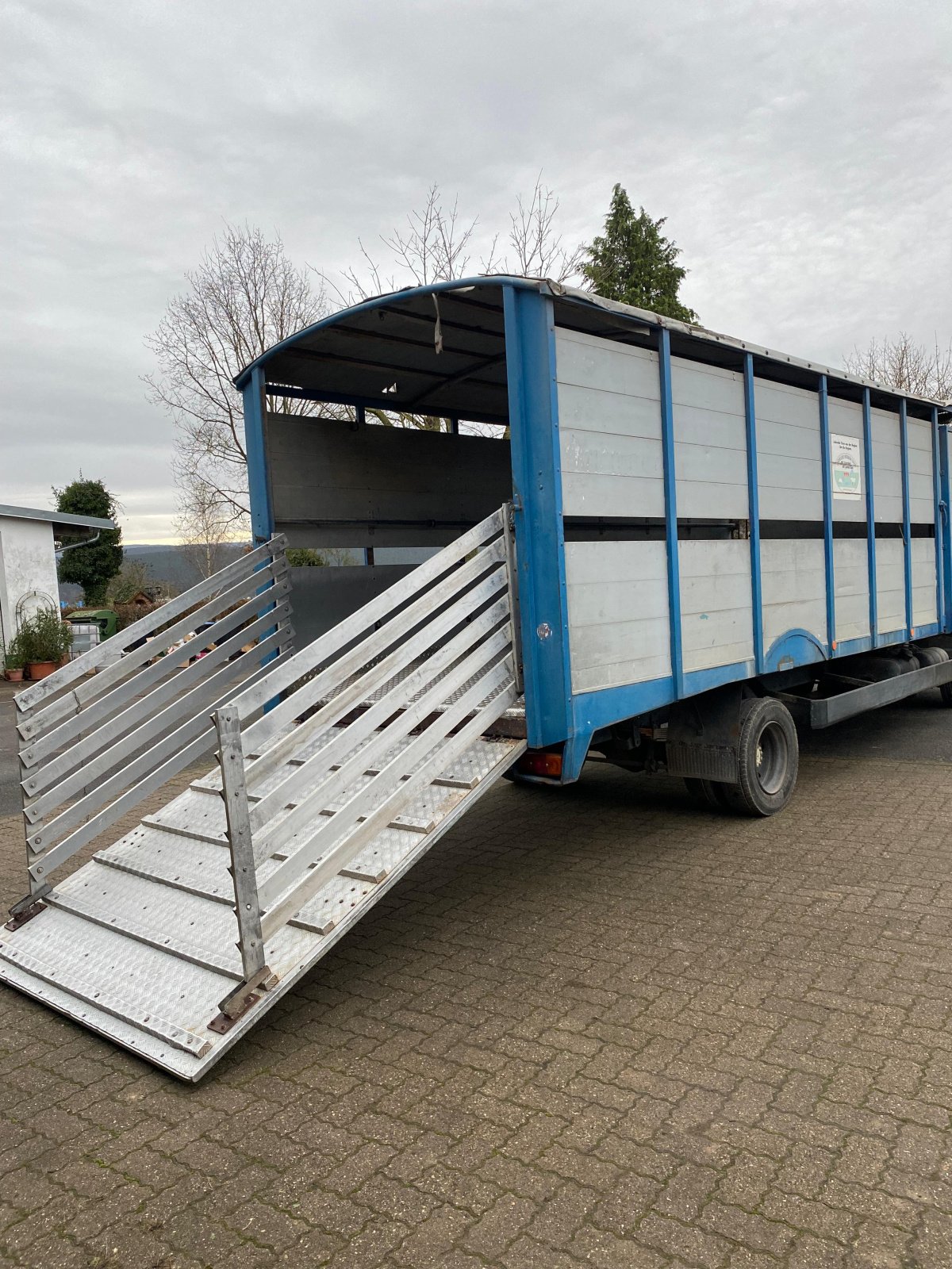 LKW des Typs MAN LOX-F, Gebrauchtmaschine in Obernburg (Bild 2)