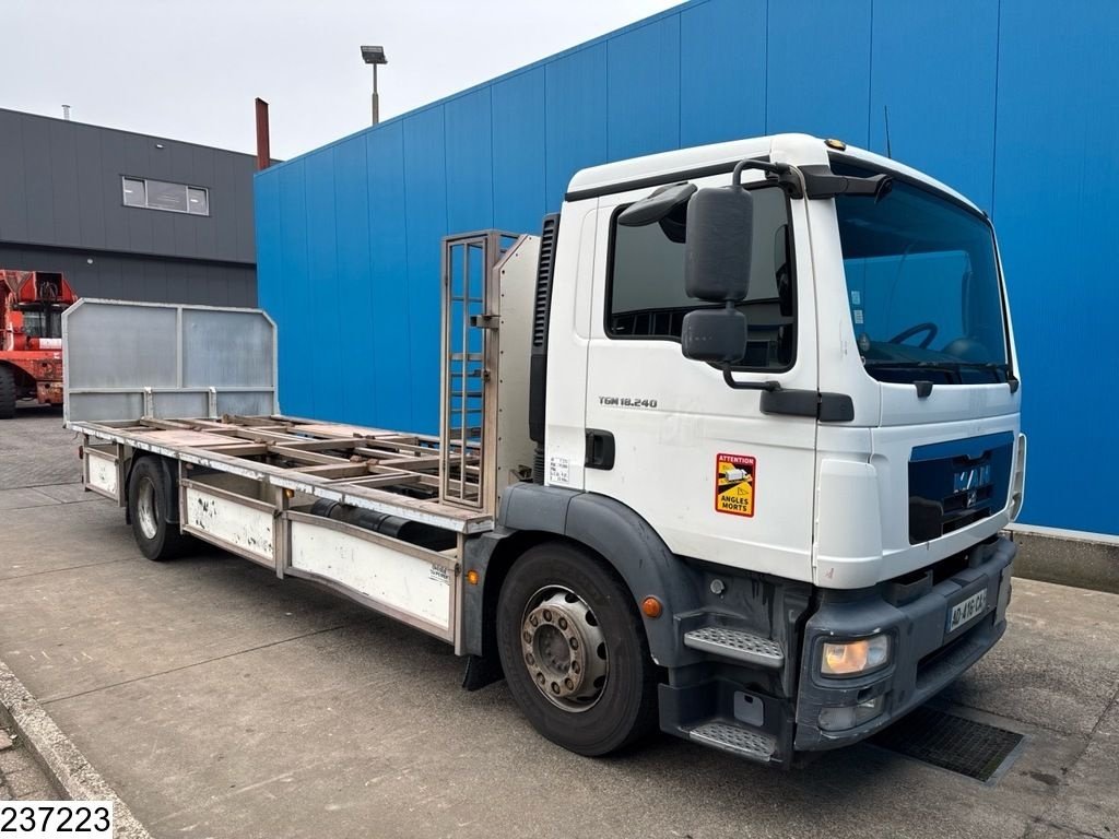 LKW des Typs MAN TGM 18 240 Manual, Gebrauchtmaschine in Ede (Bild 2)