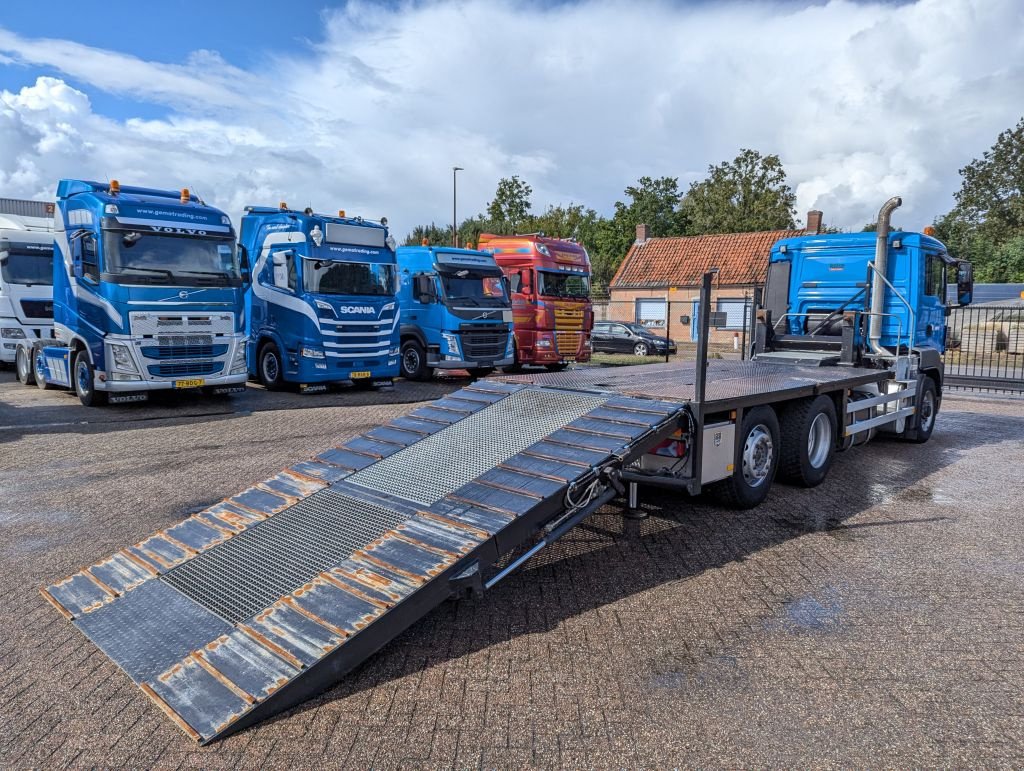 LKW Türe ait MAN TGS 26.360 6X4H-2 BL - HydroDrive - Oprijwagen - Hydr. Ramp 4.2M, Gebrauchtmaschine içinde Oud Gastel (resim 3)