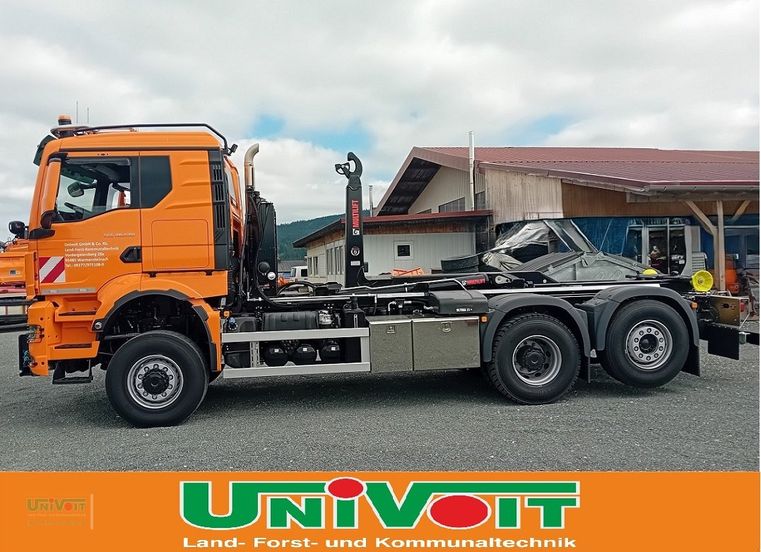 LKW του τύπου MAN TGS 28.520 Allrad mit Lift Lenkachse Multlift Abroller + Streuer + Schneepflug Winterdienst, Gebrauchtmaschine σε Warmensteinach (Φωτογραφία 7)