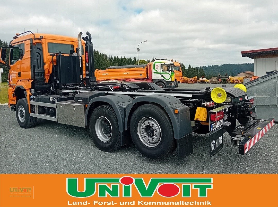 LKW of the type MAN TGS 28.520 Allrad mit Lift Lenkachse Multlift Abroller + Streuer + Schneepflug Winterdienst, Gebrauchtmaschine in Warmensteinach (Picture 9)