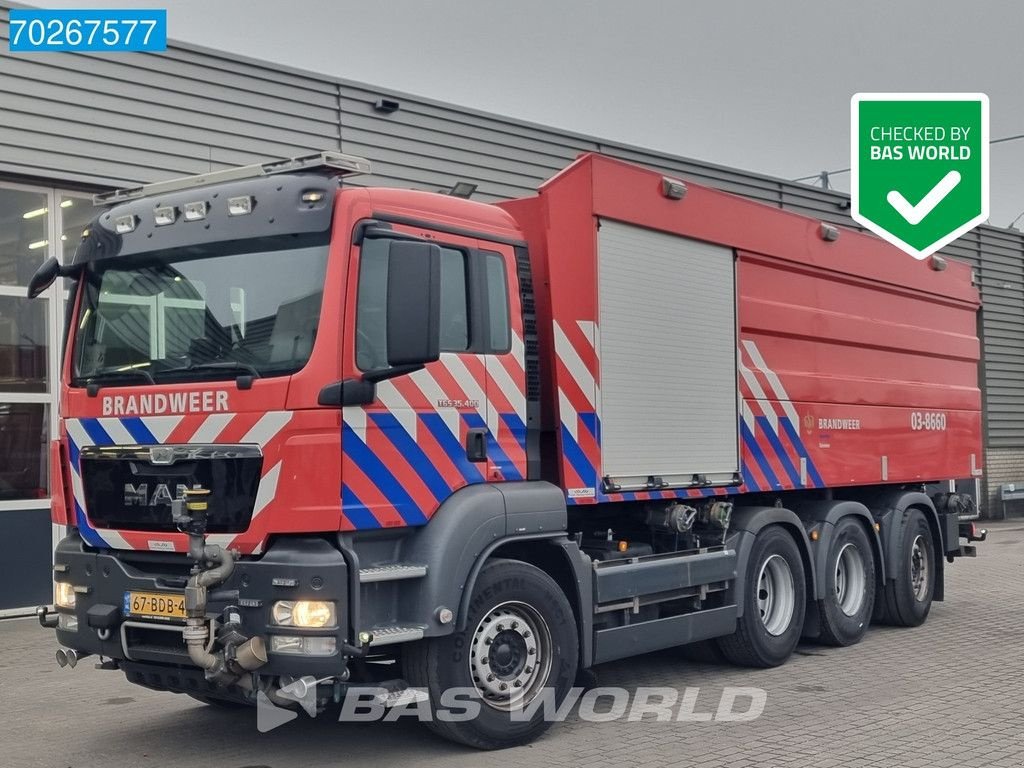 LKW tipa MAN TGS 35.400 8X4 Foam fire fighting Feuerwehr Lift+Lenkachse Navi, Gebrauchtmaschine u Veghel (Slika 1)