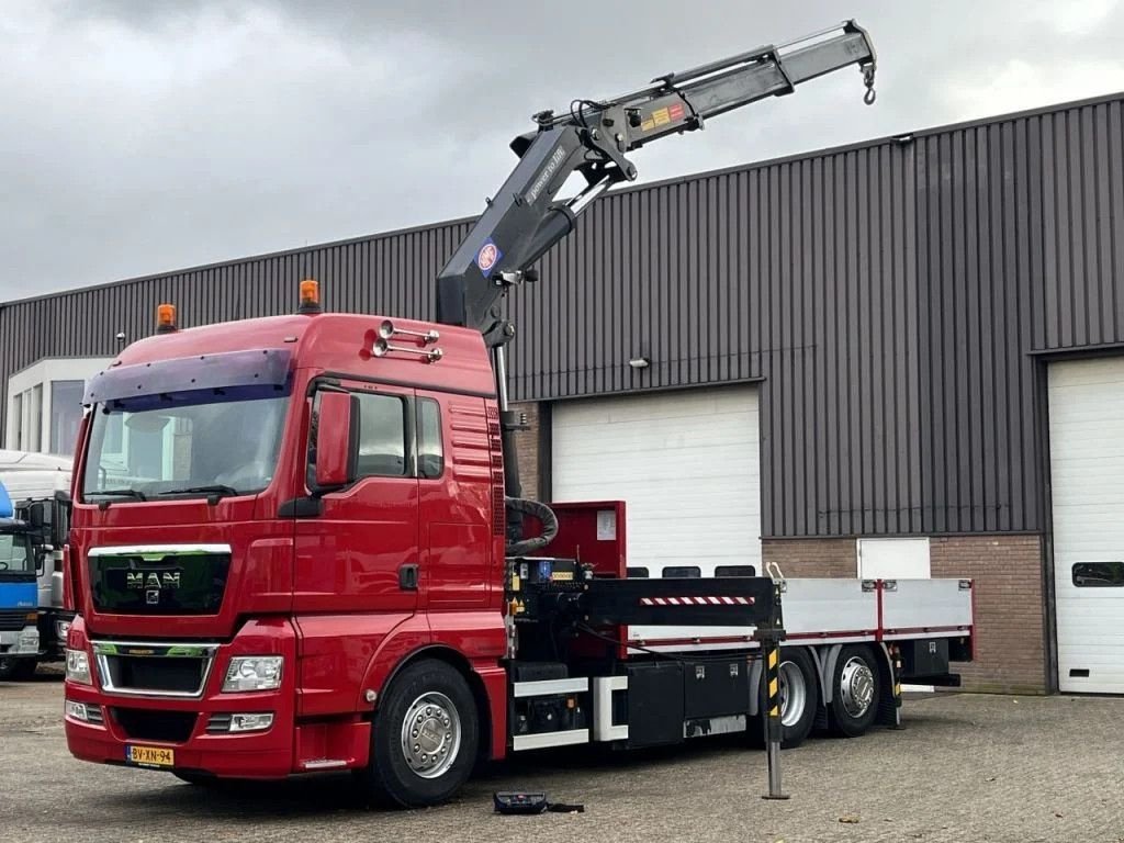 LKW of the type MAN TGX 26.400 / HMF 42 T/Mtr kraan / Radio Remote / 597.406 km / NL, Gebrauchtmaschine in Ammerzoden (Picture 1)