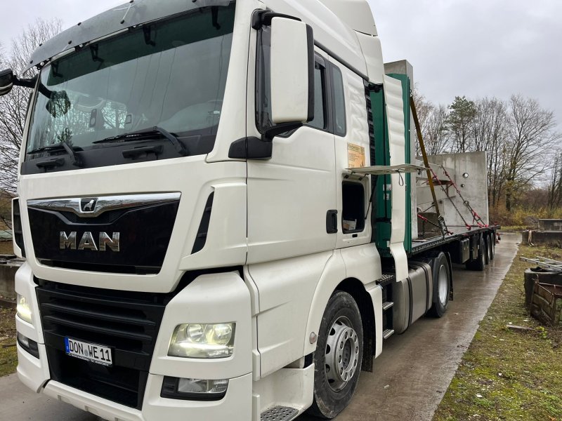 LKW Türe ait MAN TGX, Gebrauchtmaschine içinde Möttingen (resim 1)