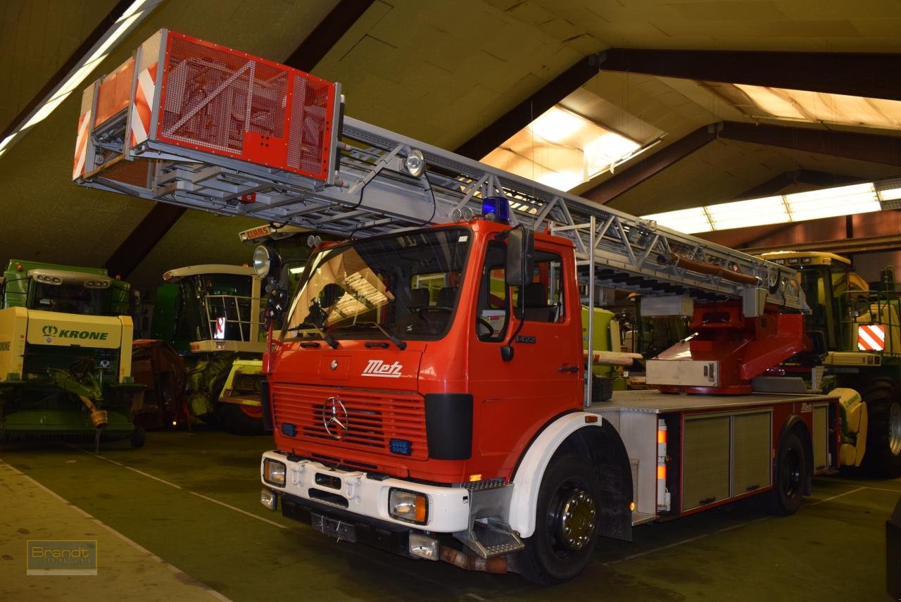 LKW of the type Mercedes-Benz 1422 F 4x2 DLK 23 12 Drehleiter, Gebrauchtmaschine in Oyten (Picture 1)