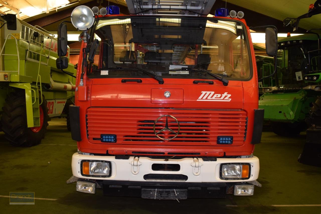 LKW of the type Mercedes-Benz 1422 F 4x2 DLK 23 12 Drehleiter, Gebrauchtmaschine in Oyten (Picture 3)