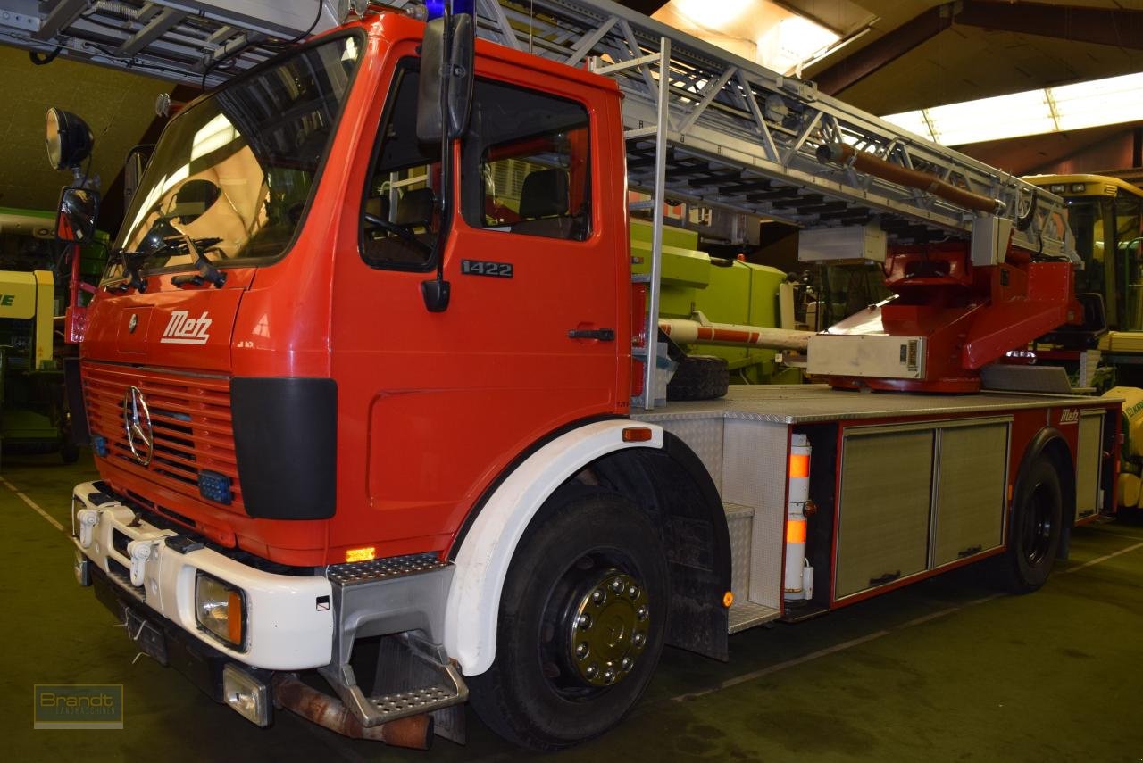 LKW of the type Mercedes-Benz 1422 F 4x2 DLK 23 12 Drehleiter, Gebrauchtmaschine in Oyten (Picture 4)