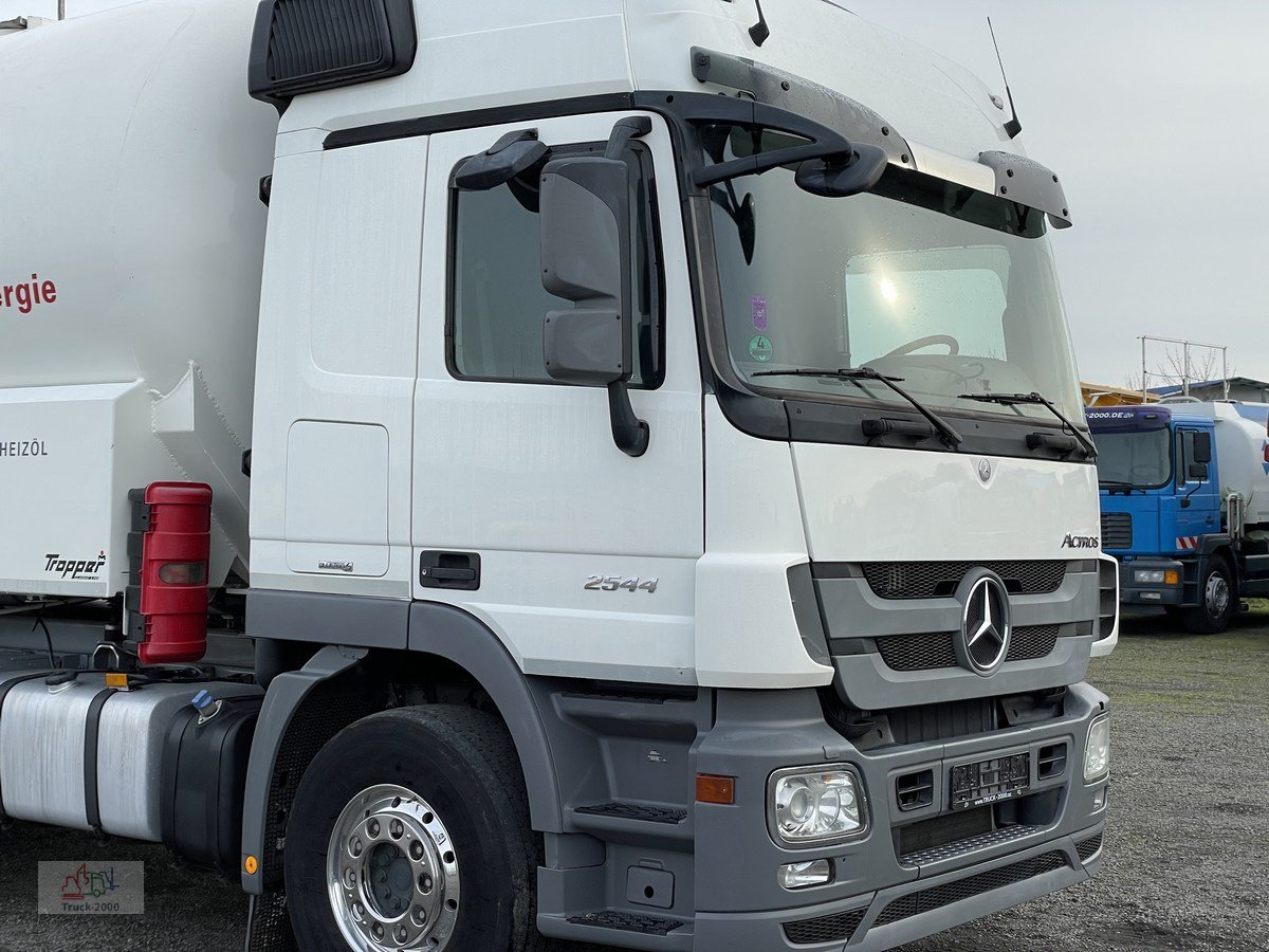 LKW typu Mercedes-Benz Actros 2544 Silo Holz Pellets 28m³ inkl. Waage, Gebrauchtmaschine v Sottrum (Obrázek 12)