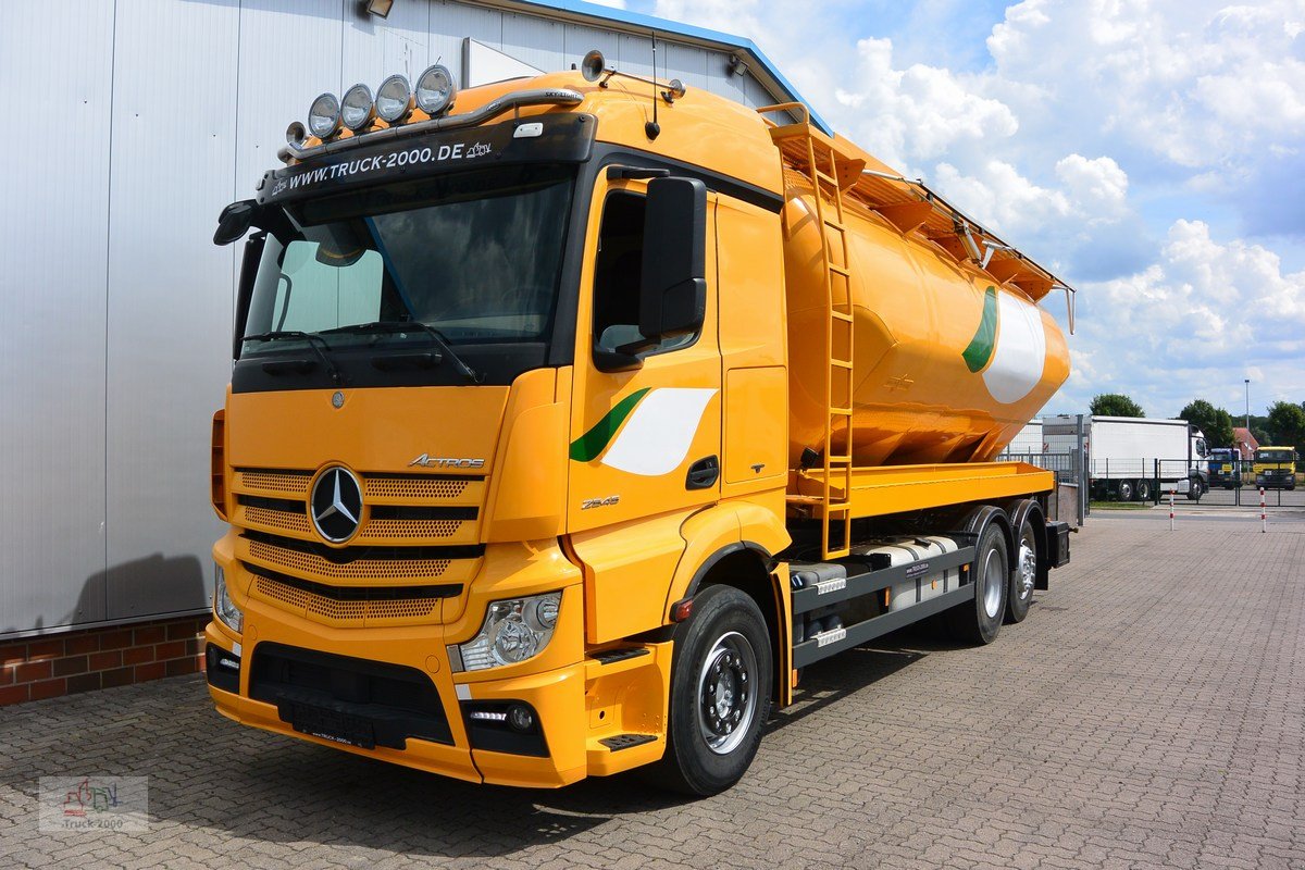 LKW of the type Mercedes-Benz Actros 2545 Silo 31m³ Getreide Staub Rieselgüter, Gebrauchtmaschine in Sottrum (Picture 3)