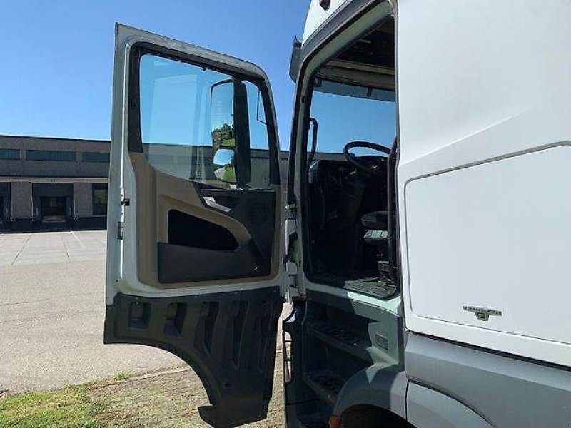 LKW des Typs Mercedes-Benz Actros 4 3-Achser BM 963 25XX OM471 6x2 Fg, Gebrauchtmaschine in Altenstadt (Bild 5)