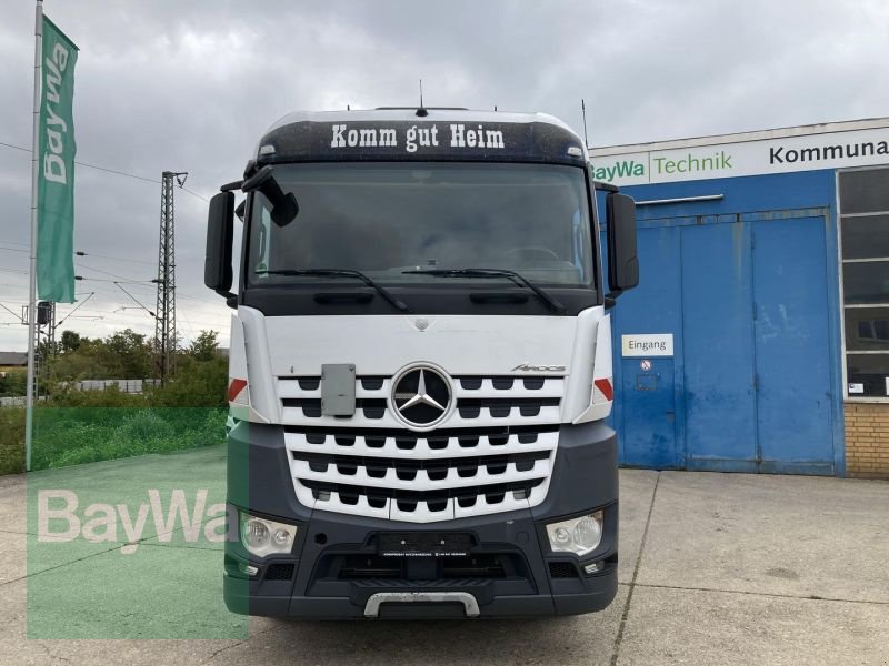 LKW des Typs Mercedes-Benz AROCS 1843, Gebrauchtmaschine in Obertraubling (Bild 8)