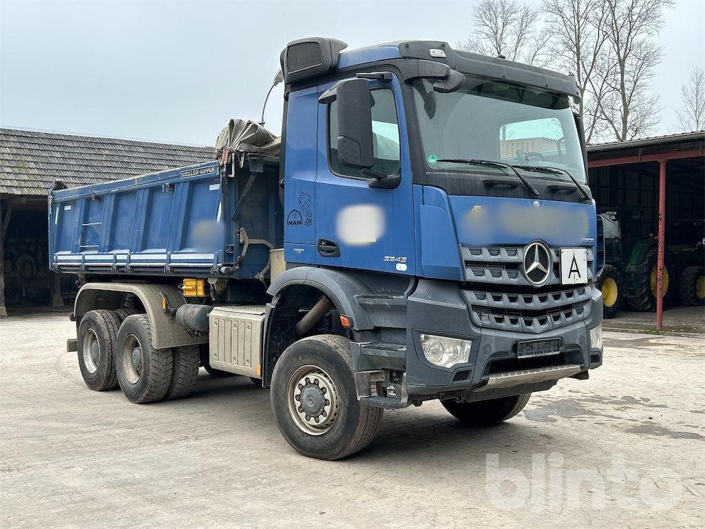 LKW от тип Mercedes-Benz Arocs 4 3 Achser BM 964, Gebrauchtmaschine в Düsseldorf (Снимка 1)