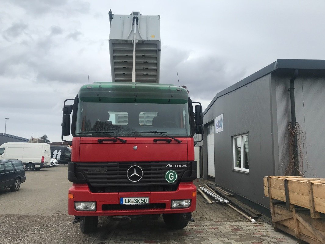 LKW Türe ait Mercedes-Benz Typ 2043 Allrad LOF Zulassung grünes Kennz., Gebrauchtmaschine içinde Schutterzell (resim 11)