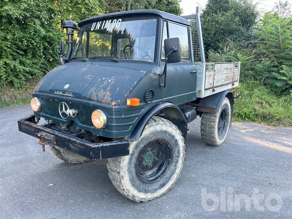 LKW Türe ait Mercedes-Benz Unimog 421, Gebrauchtmaschine içinde Düsseldorf (resim 1)