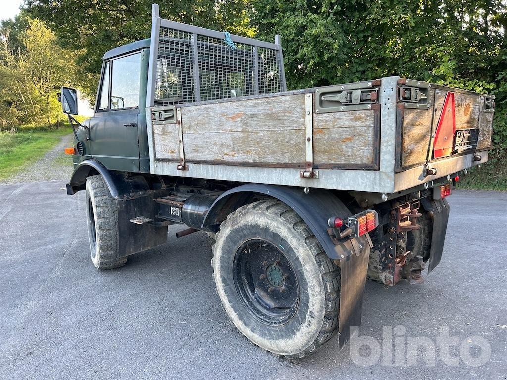 LKW del tipo Mercedes-Benz Unimog 421, Gebrauchtmaschine en Düsseldorf (Imagen 3)