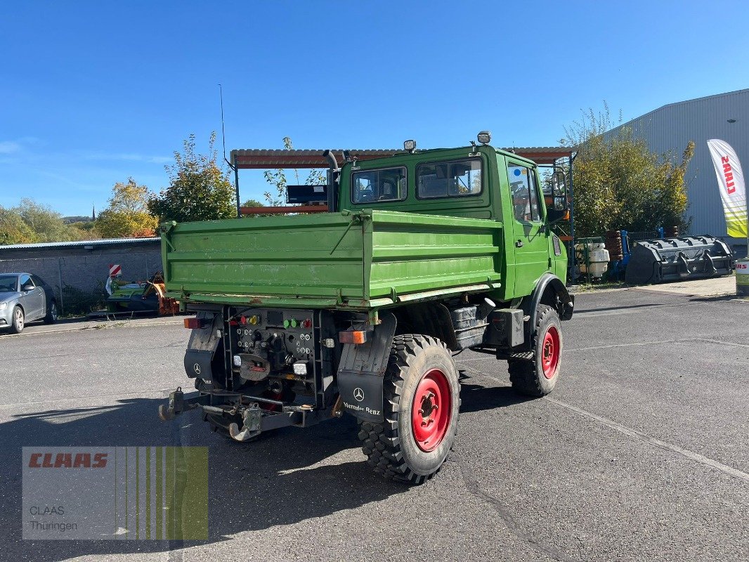 LKW Türe ait Mercedes-Benz Unimog 424, Gebrauchtmaschine içinde Vachdorf (resim 4)