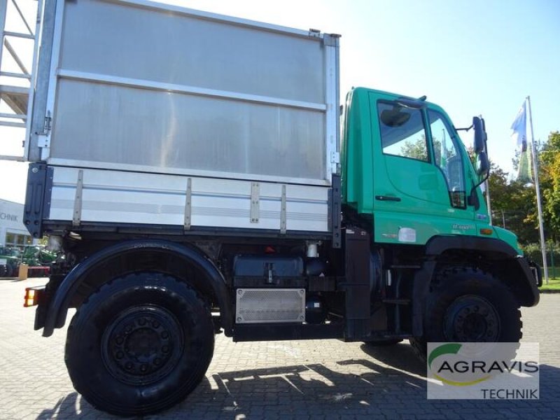 LKW Türe ait Mercedes-Benz UNIMOG U 400, Gebrauchtmaschine içinde Uelzen (resim 3)