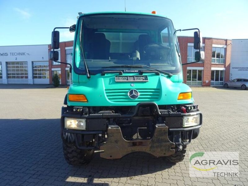 LKW Türe ait Mercedes-Benz UNIMOG U 400, Gebrauchtmaschine içinde Uelzen (resim 2)