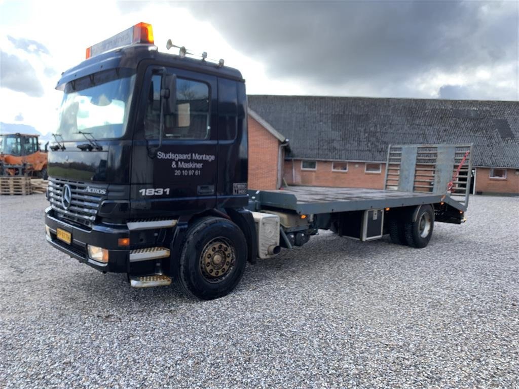 LKW typu Mercedes Actros 1831 maskintransporter, Gebrauchtmaschine v Nørager (Obrázek 1)