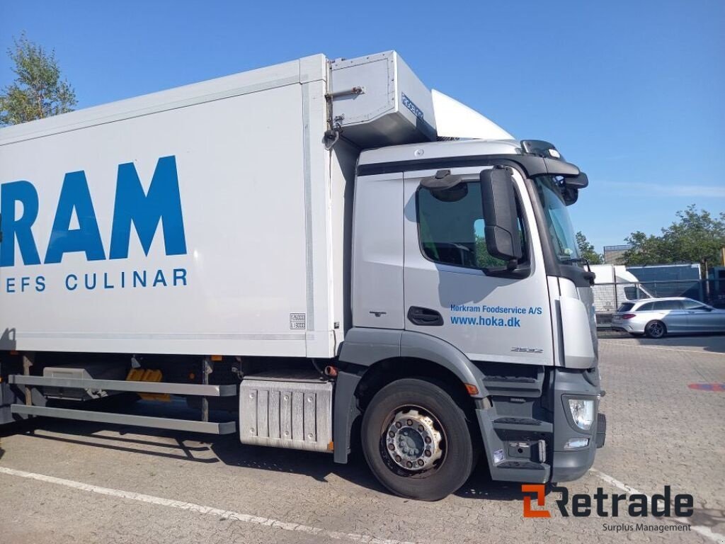 LKW des Typs Mercedes Antos 2532 6x2 kølebil Bluetec Euro 6, Gebrauchtmaschine in Rødovre (Bild 4)