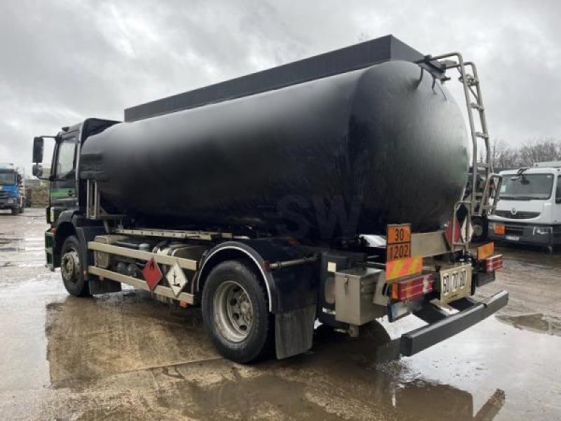 LKW du type Mercedes Axor, Gebrauchtmaschine en Bourron Marlotte (Photo 2)