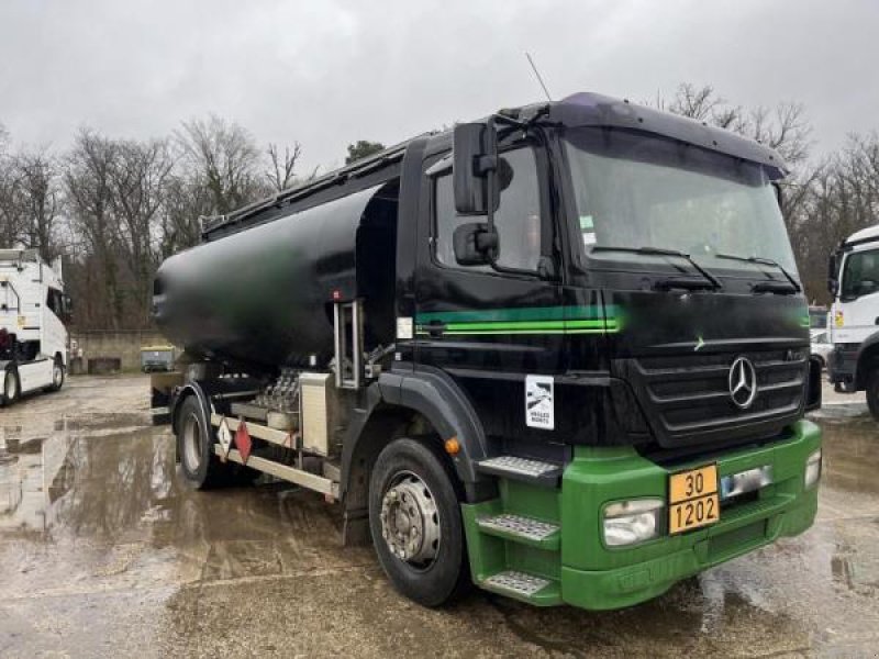 LKW Türe ait Mercedes Axor, Gebrauchtmaschine içinde Bourron Marlotte (resim 3)