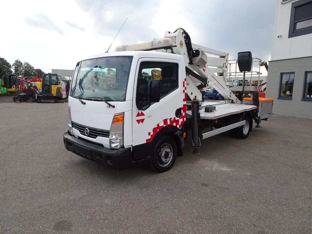 LKW Türe ait Nissan Cabstar 35.12, Gebrauchtmaschine içinde Zutphen (resim 2)