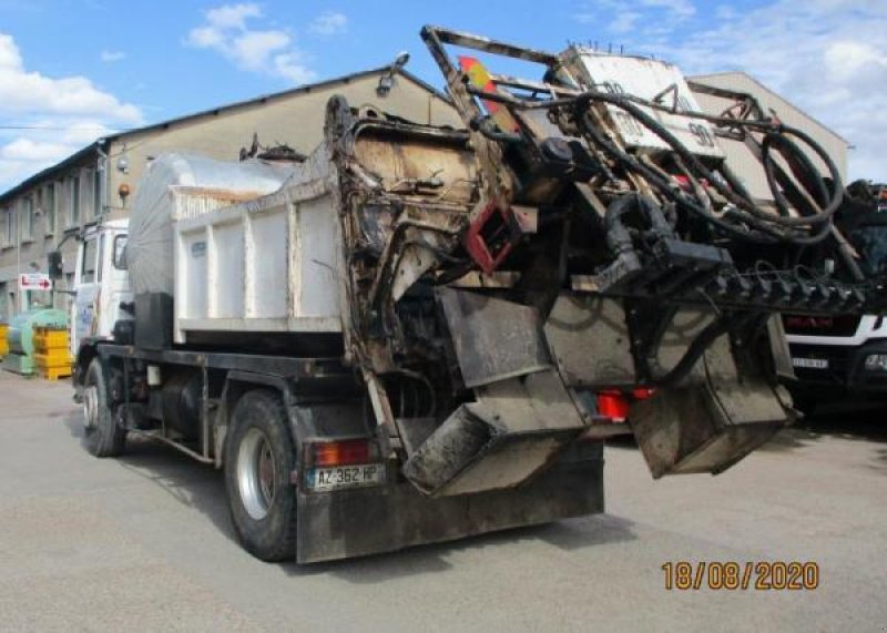 LKW del tipo Renault Gamme G, Gebrauchtmaschine In Bourron Marlotte (Immagine 4)