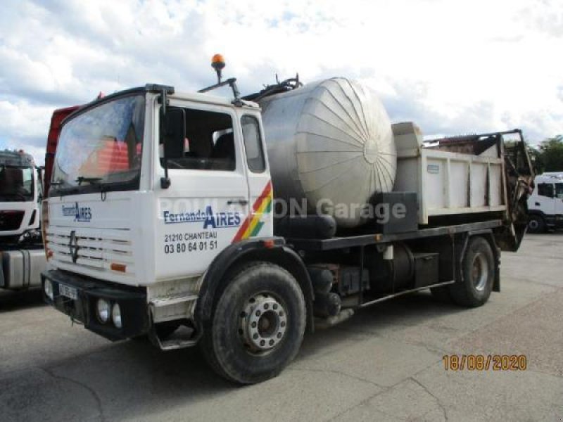 LKW of the type Renault Gamme G, Gebrauchtmaschine in Bourron Marlotte (Picture 2)