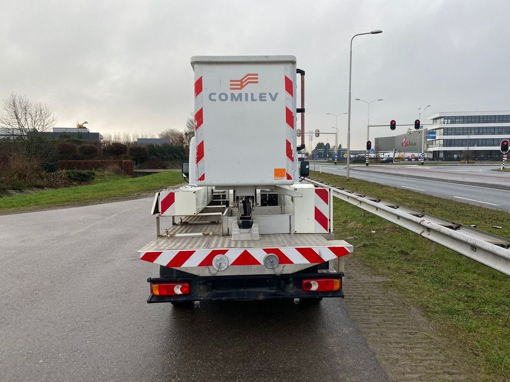 LKW del tipo Renault Maxity 110.325.1.1 COMILEV EN80TVL, Gebrauchtmaschine In Velddriel (Immagine 5)