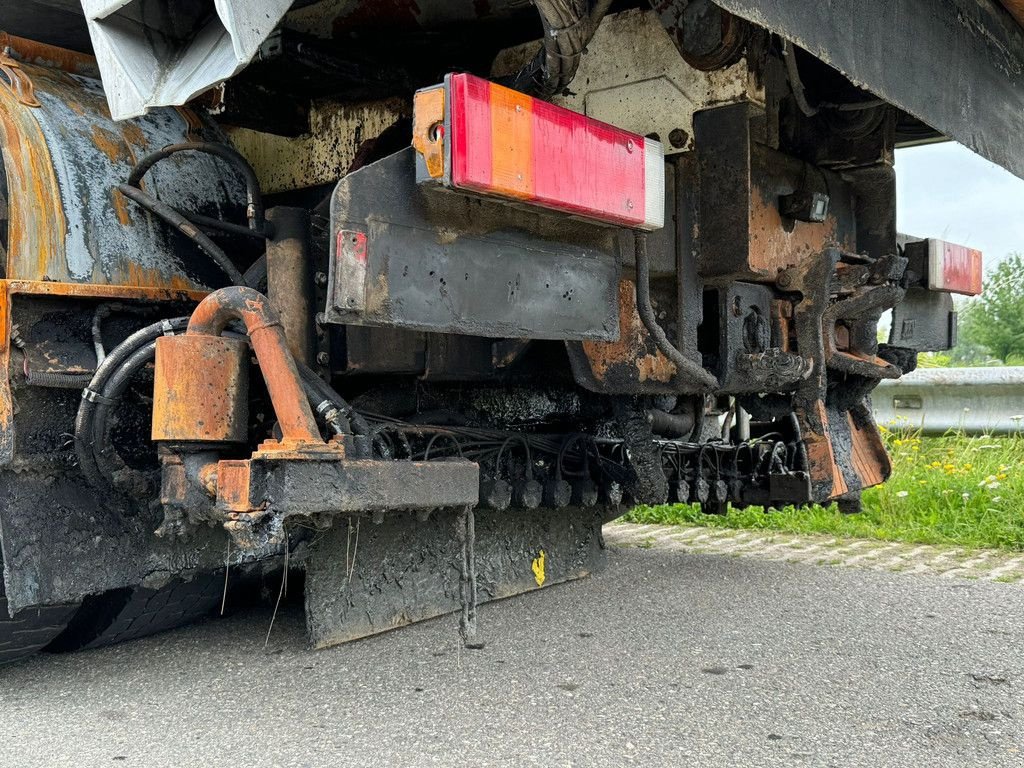 LKW du type Renault Premium 370 6x2 Bitumensprayer / SECMAIR Chipsealer spreader, Gebrauchtmaschine en Velddriel (Photo 10)