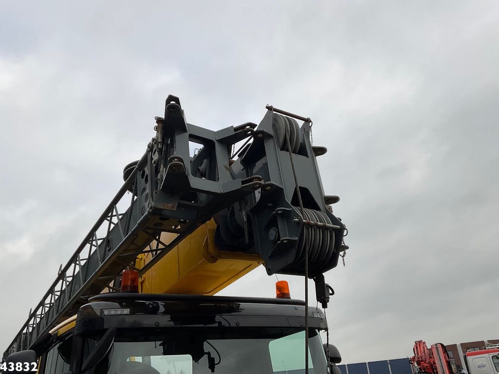 LKW van het type Scania P 380 8x4 Grove 40 TON + Fly-Jib Just 31.682 km!, Gebrauchtmaschine in ANDELST (Foto 11)