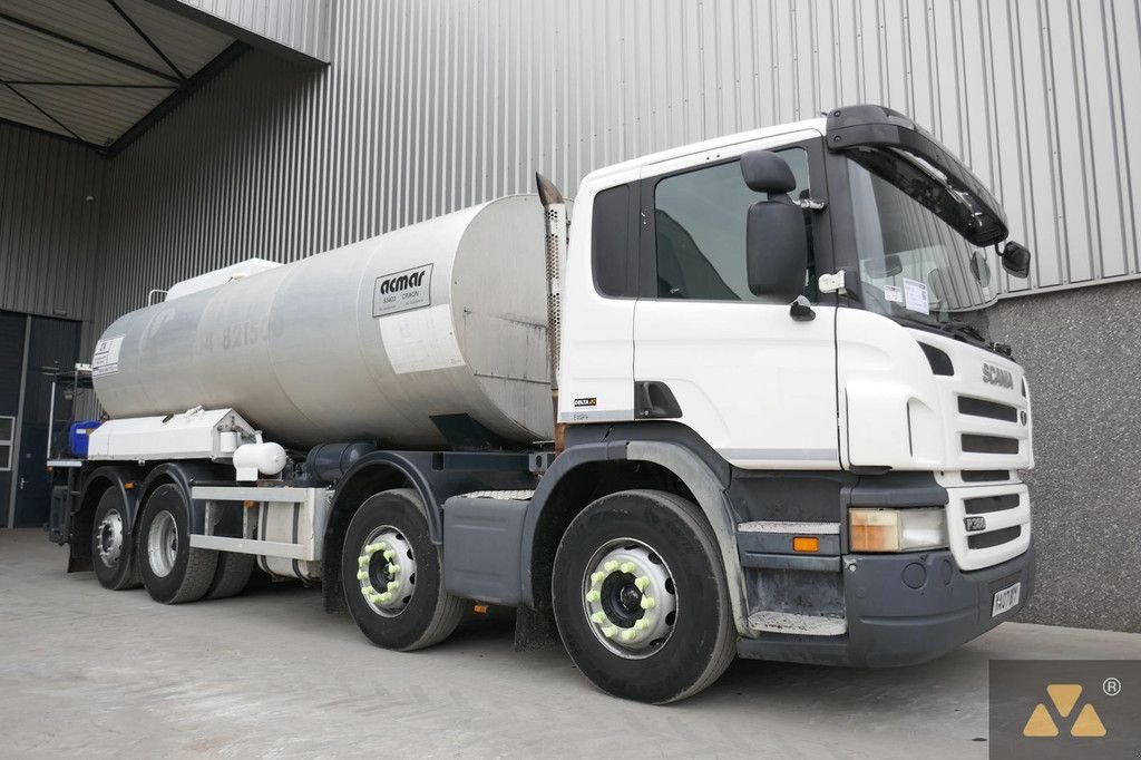 LKW des Typs Scania P380 8x2, Gebrauchtmaschine in Zevenbergen (Bild 3)