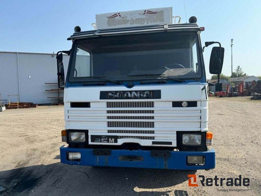 LKW des Typs Scania P92M, Gebrauchtmaschine in Rødovre (Bild 2)