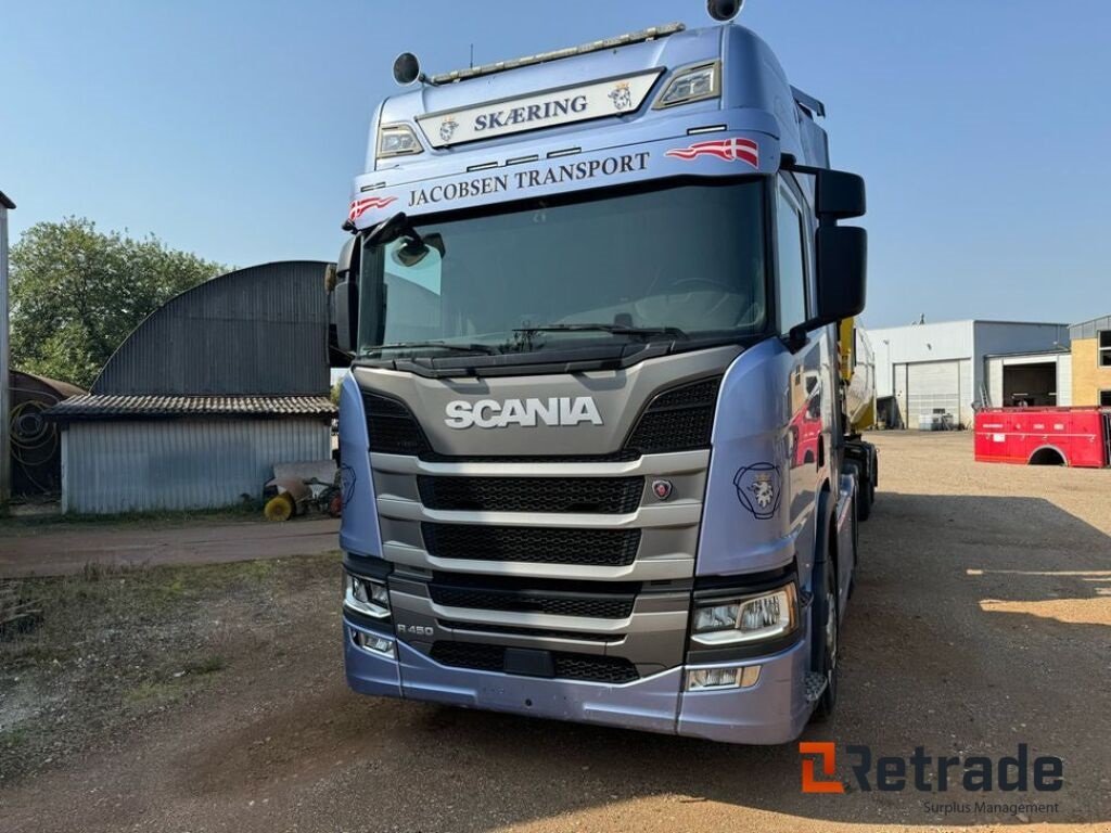 LKW tip Scania R450 Med citytrailer med kran, Gebrauchtmaschine in Rødovre (Poză 2)