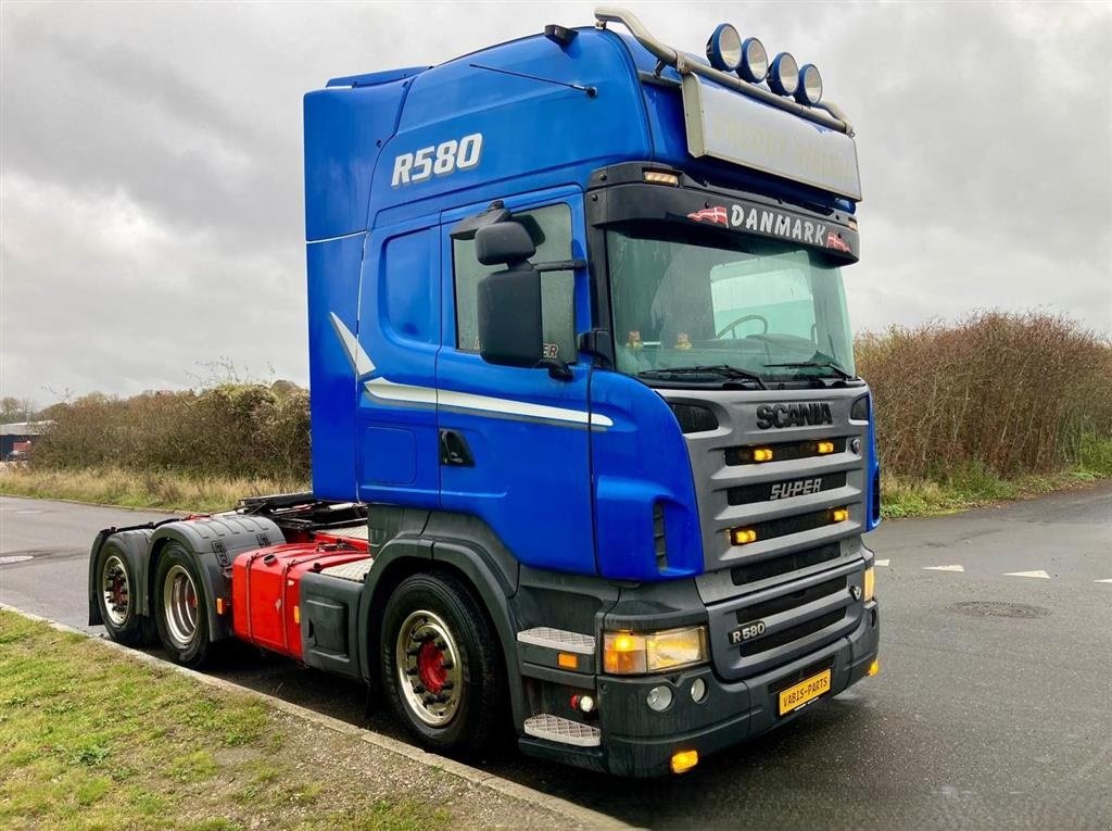 LKW of the type Scania R580 V8 med Euro3 - fuld affjedret, Gebrauchtmaschine in Lintrup (Picture 1)