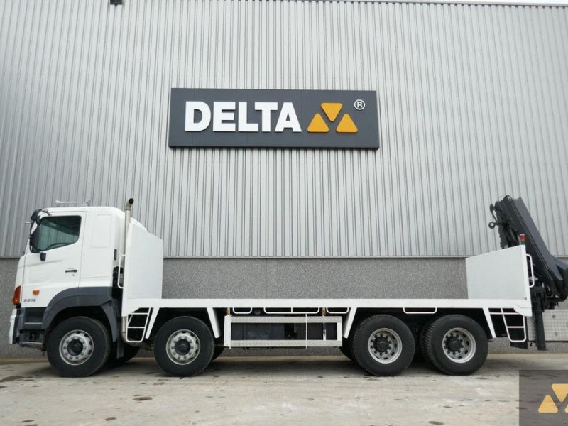 LKW del tipo Sonstige Hino 700FY crane, Gebrauchtmaschine en Zevenbergen