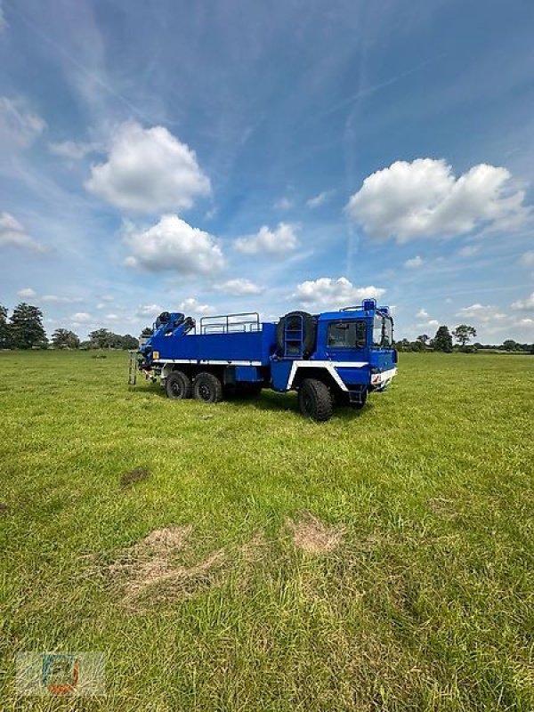 LKW of the type Sonstige Lkw MAN KAT MIL GL 6x6 Pritsche Kran Palfinger PK11 Seilwinde THW, Gebrauchtmaschine in Fitzen (Picture 18)