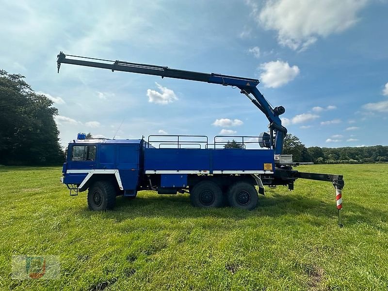 LKW des Typs Sonstige Lkw MAN KAT MIL GL 6x6 Pritsche Kran Palfinger PK11 Seilwinde THW, Gebrauchtmaschine in Fitzen (Bild 1)