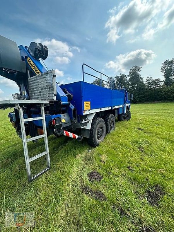 LKW of the type Sonstige Lkw MAN KAT MIL GL 6x6 Pritsche Kran Palfinger PK11 Seilwinde THW, Gebrauchtmaschine in Fitzen (Picture 9)